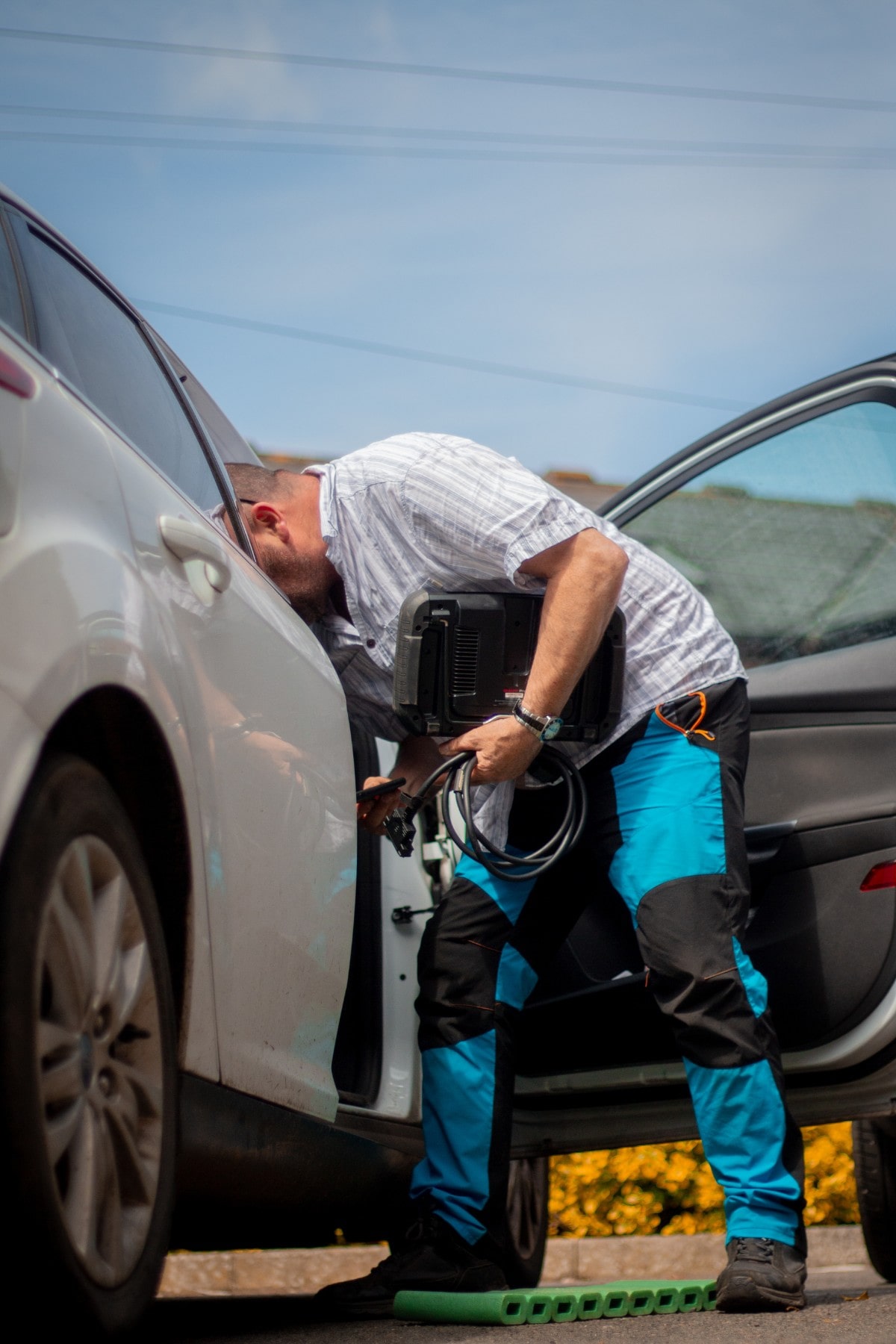 Déverrouillage sécuritaire de portière par un professionnel à Chandler